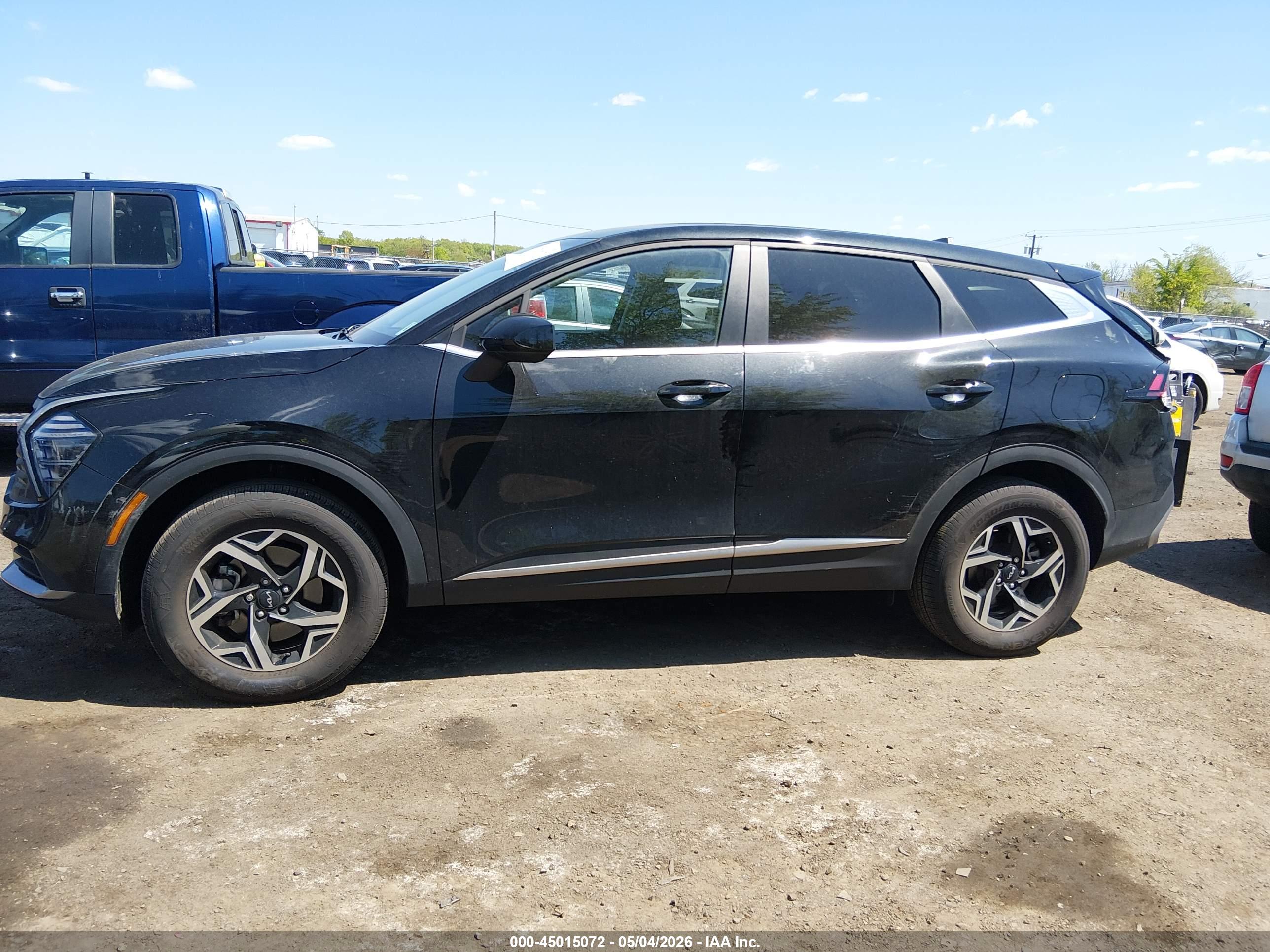 2024 KIA SPORTAGE LX
