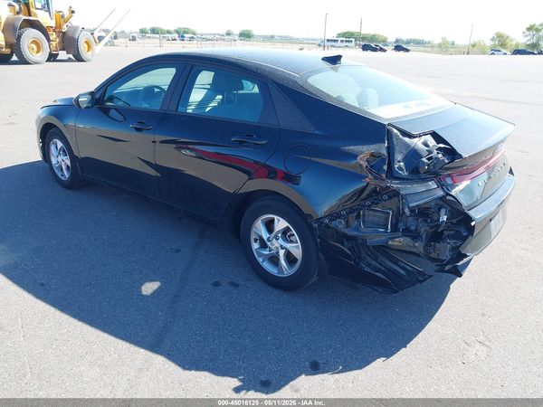 2023 HYUNDAI ELANTRA SE