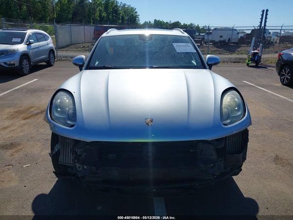2015 PORSCHE MACAN S