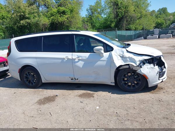 2021 CHRYSLER PACIFICA TOURING