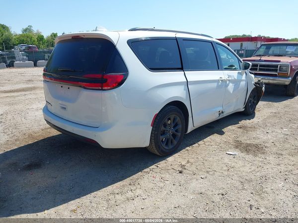 2021 CHRYSLER PACIFICA TOURING