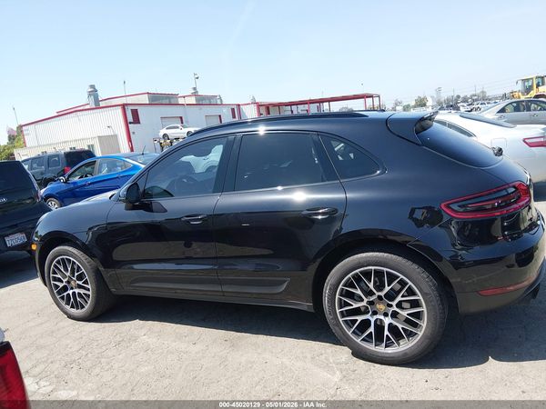 2015 PORSCHE MACAN