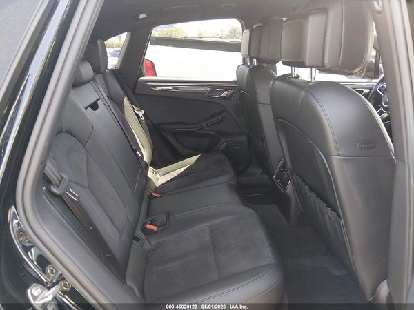 2015 PORSCHE MACAN S