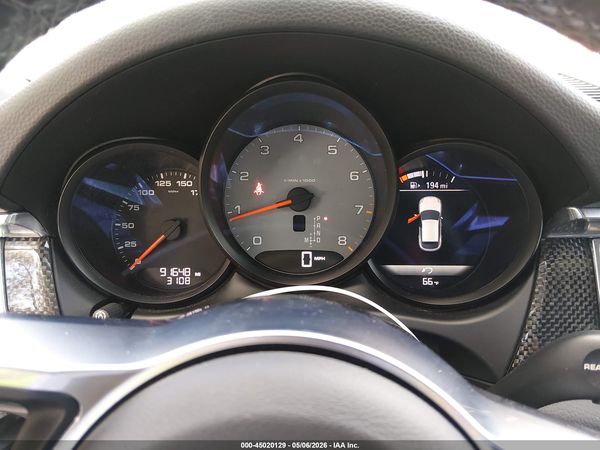2015 PORSCHE MACAN S