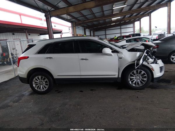 2017 CADILLAC XT5 STANDARD