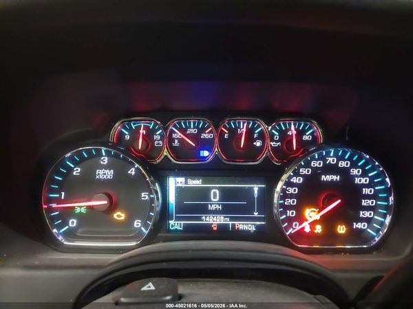 2019 CHEVROLET SUBURBAN LT — I7