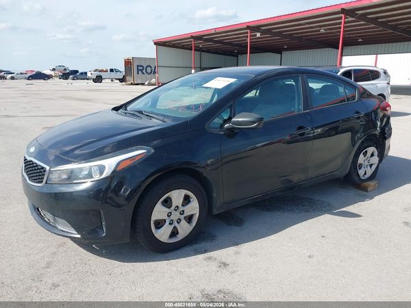 2017 KIA FORTE LX