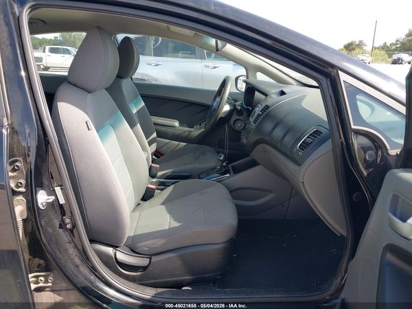 2017 KIA FORTE LX