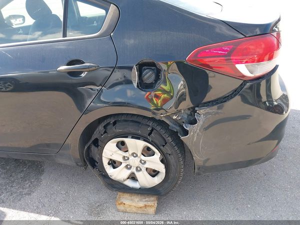 2017 KIA FORTE LX