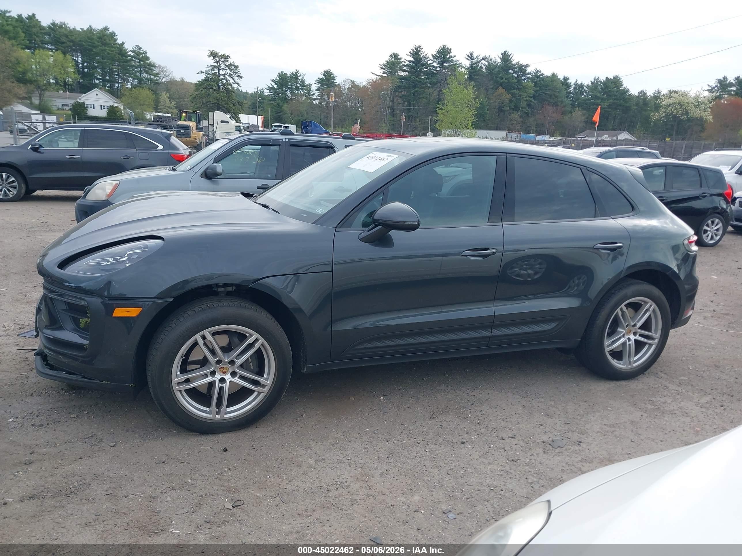 2024 PORSCHE MACAN T