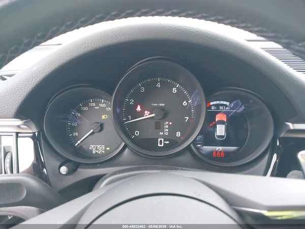 2024 PORSCHE MACAN T