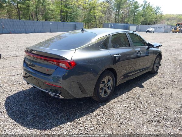 2022 KIA K5 LXS