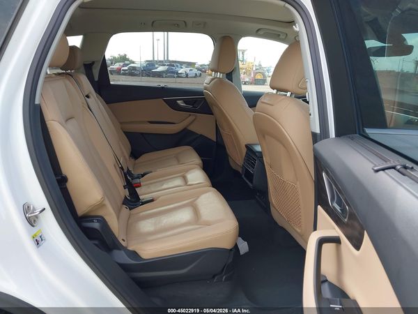 2023 AUDI Q7