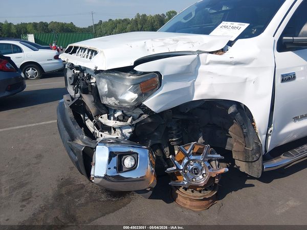 2018 TOYOTA TUNDRA SR5 5.7L V8