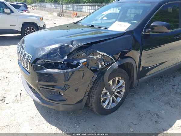 2019 JEEP CHEROKEE LATITUDE FWD