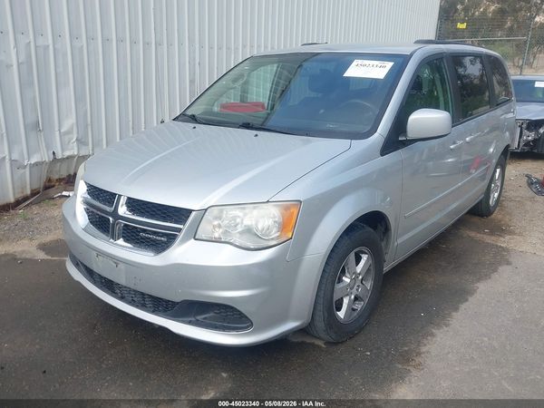 2012 DODGE GRAND CARAVAN SXT — I2