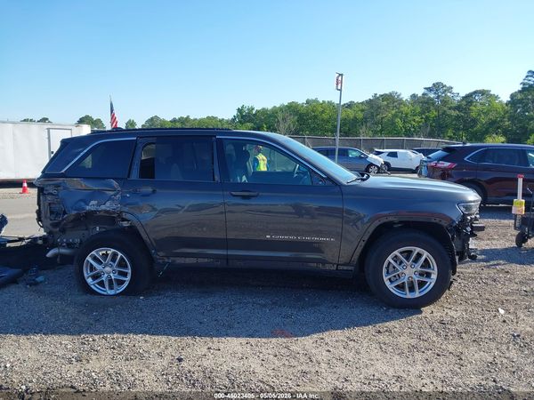 2025 JEEP GRAND CHEROKEE LAREDO X 4X2