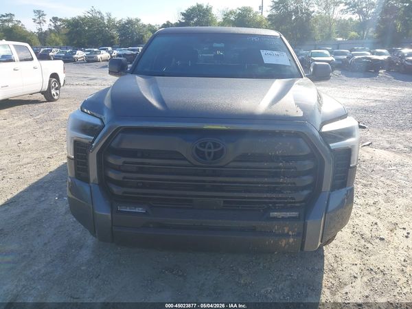 2026 TOYOTA TUNDRA SR5 CREWMAX 5.5' BED
