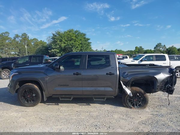 2026 TOYOTA TUNDRA SR5 CREWMAX 5.5' BED