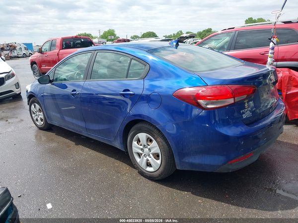 2017 KIA FORTE LX