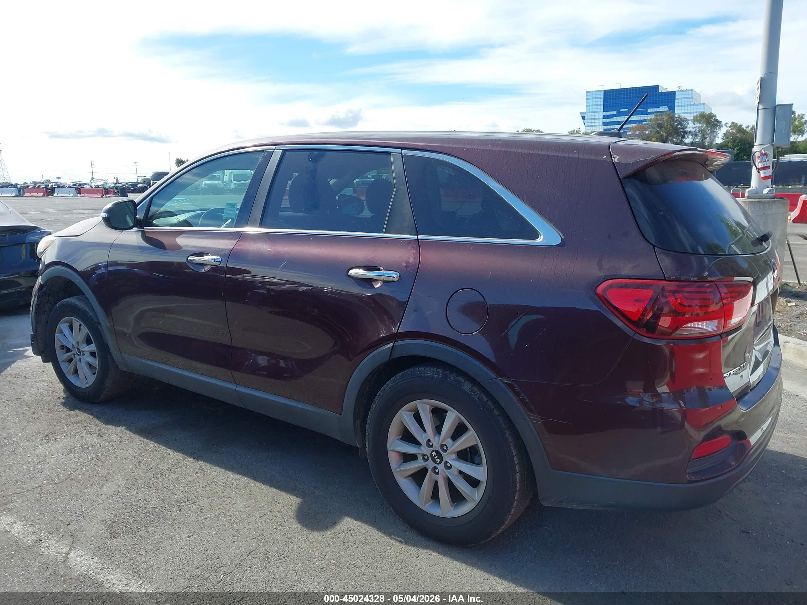 2019 KIA SORENTO 2.4L LX