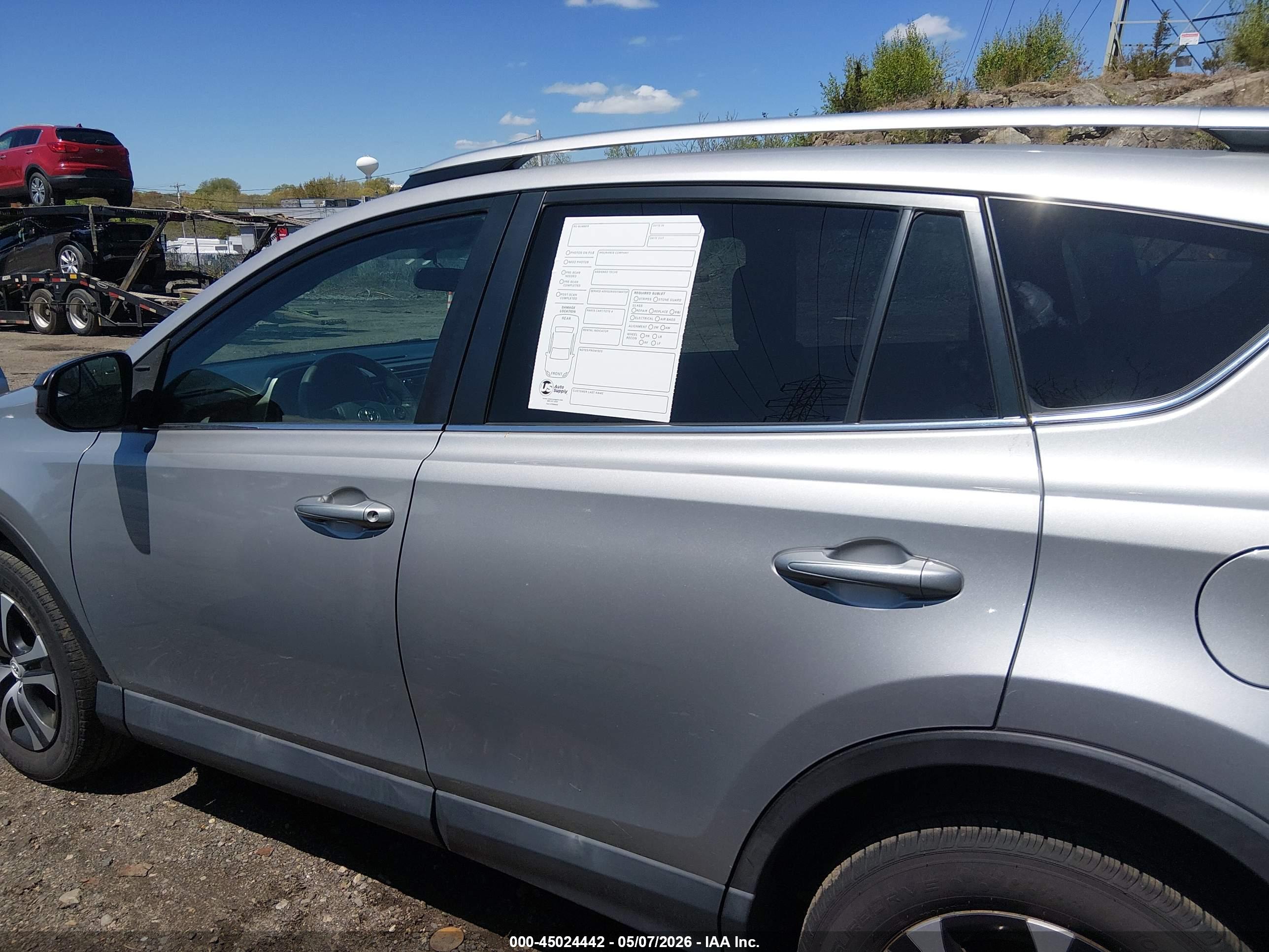 2016 TOYOTA RAV4 LE