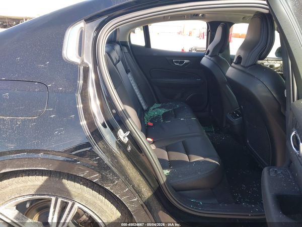 2022 VOLVO S60 B5 INSCRIPTION