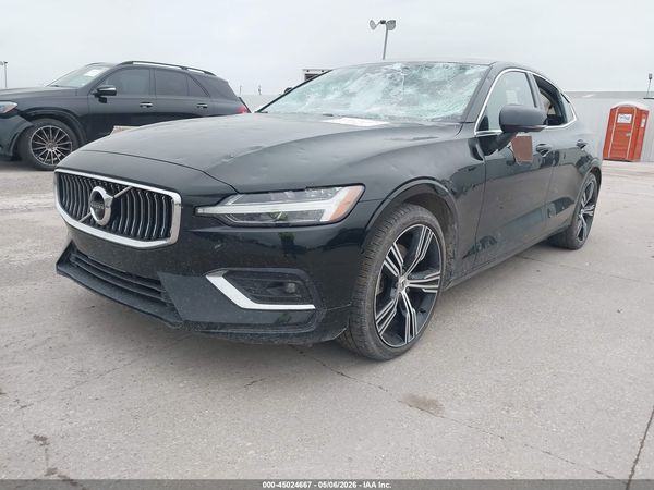 2022 VOLVO S60 B5 INSCRIPTION