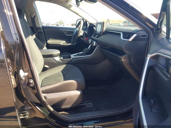 2020 TOYOTA RAV4 HYBRID LE