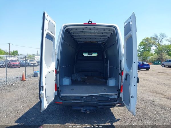 2024 MERCEDES-BENZ SPRINTER 2500