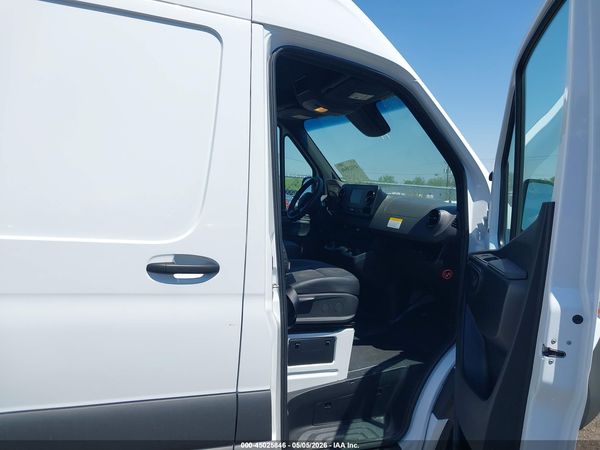 2024 MERCEDES-BENZ SPRINTER 2500