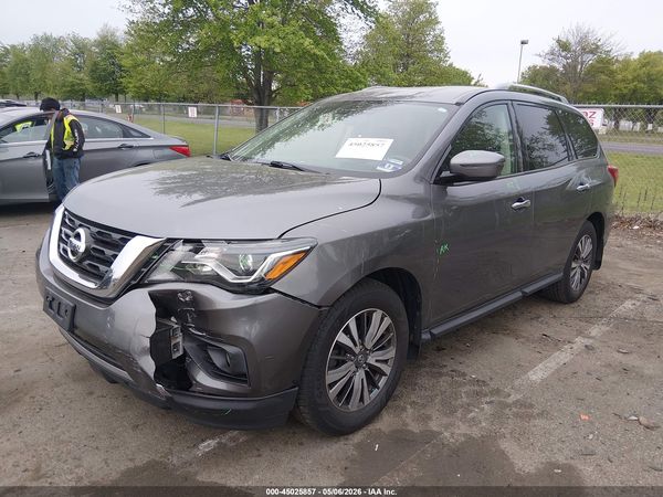 2019 NISSAN PATHFINDER SV