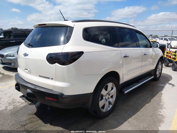 2012 CHEVROLET TRAVERSE 1LT — I4