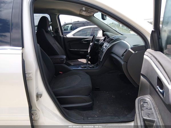 2012 CHEVROLET TRAVERSE 1LT — I5