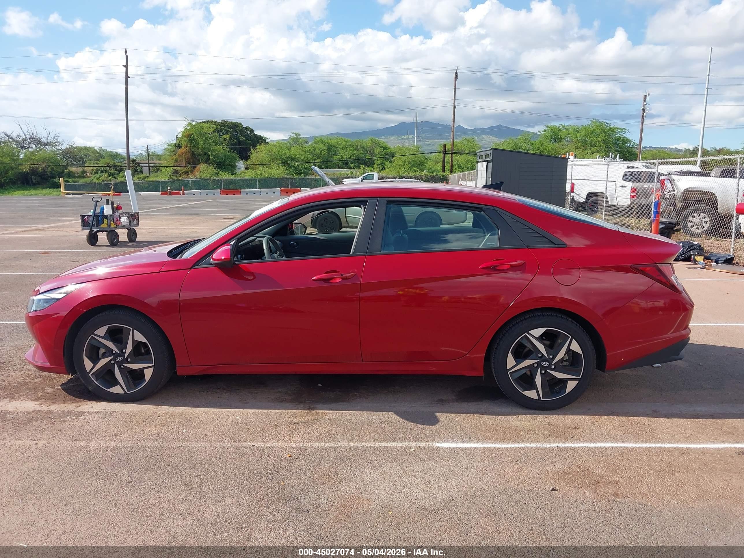 2023 HYUNDAI ELANTRA SEL