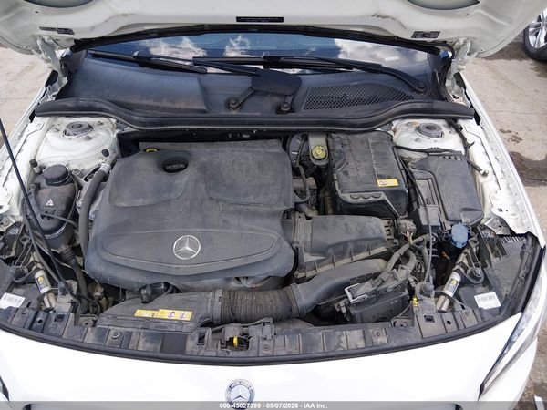 2015 MERCEDES-BENZ GLA 250 4MATIC