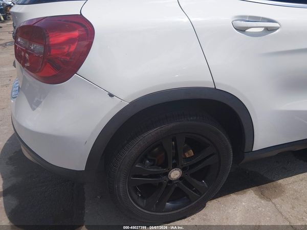 2015 MERCEDES-BENZ GLA 250 4MATIC