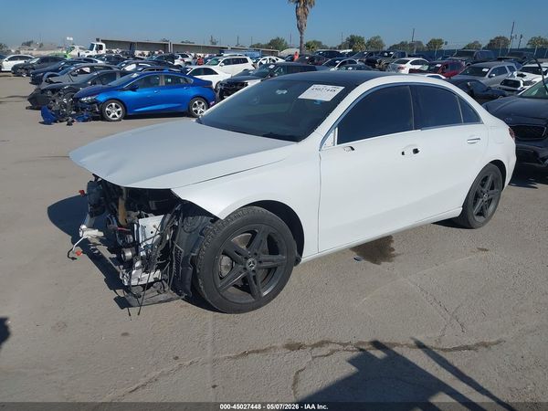 2019 MERCEDES-BENZ A 220 A220