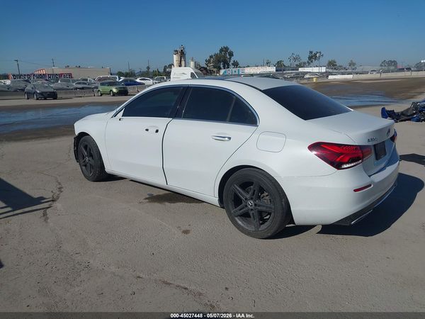 2019 MERCEDES-BENZ A 220 A220