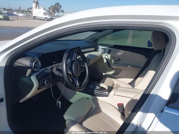 2019 MERCEDES-BENZ A 220 A220