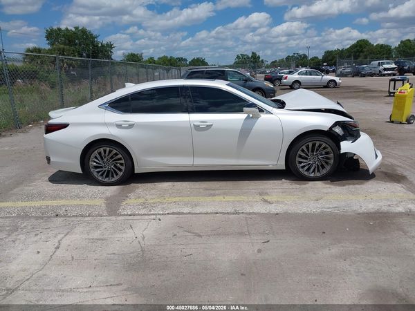 2025 LEXUS ES 300H LUXURY
