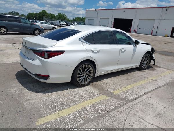 2025 LEXUS ES 300H LUXURY