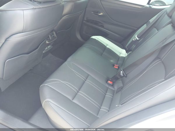 2025 LEXUS ES 300H LUXURY