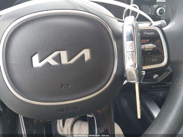 2022 KIA SORENTO LX
