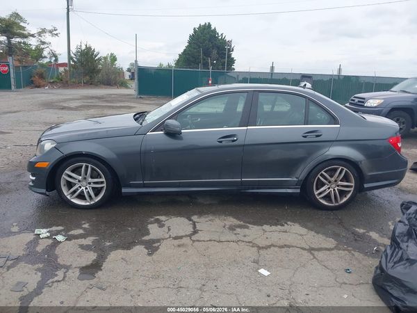 2013 MERCEDES-BENZ C 300 SPORT 4MATIC