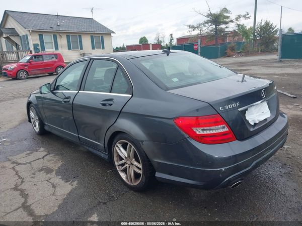 2013 MERCEDES-BENZ C 300 SPORT 4MATIC