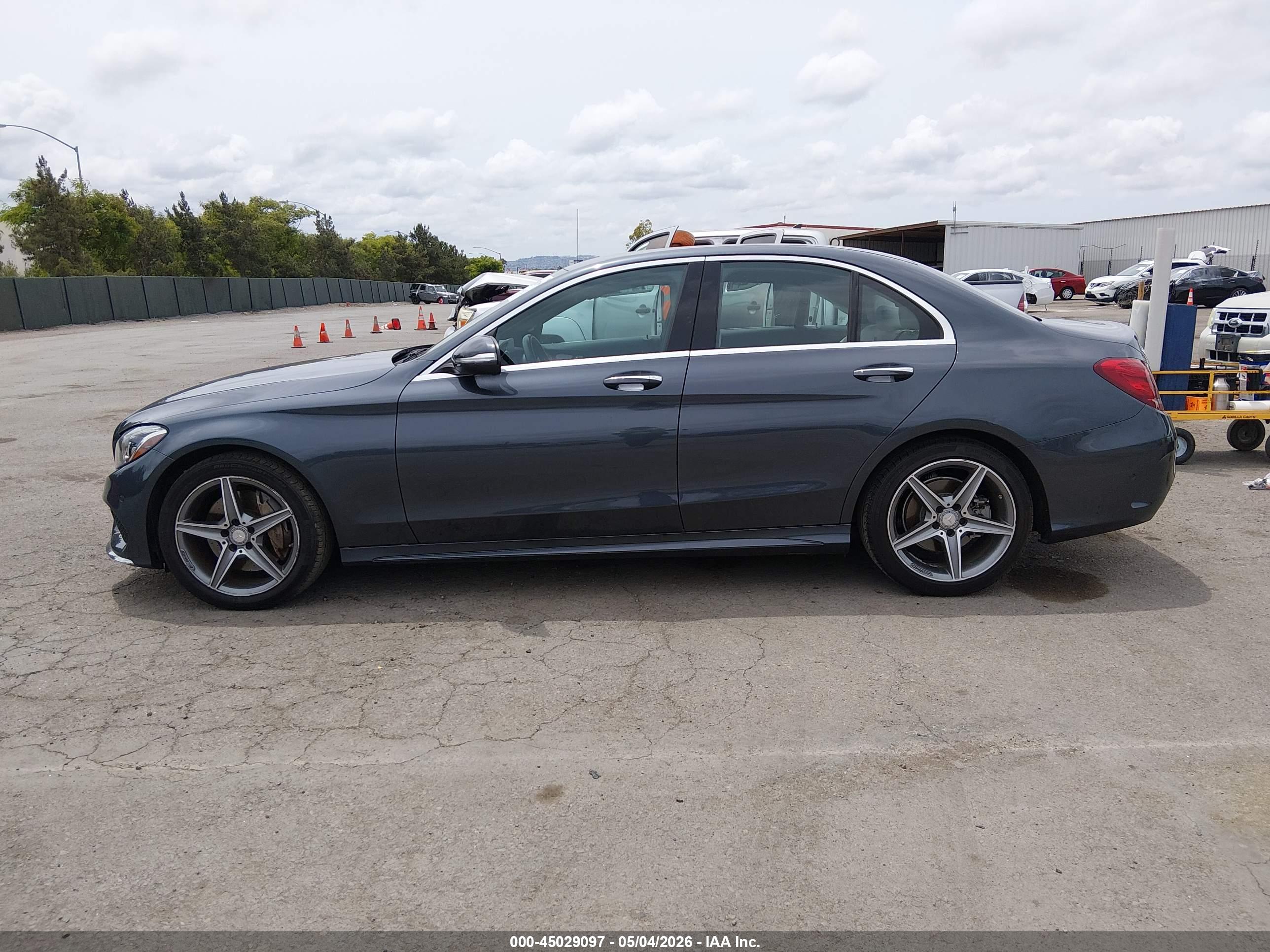 2015 MERCEDES-BENZ C 300 SPORT 4MATIC
