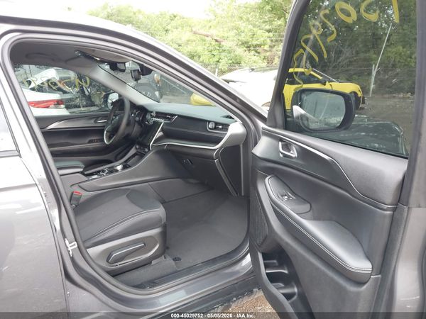 2023 JEEP GRAND CHEROKEE L LAREDO 4X4