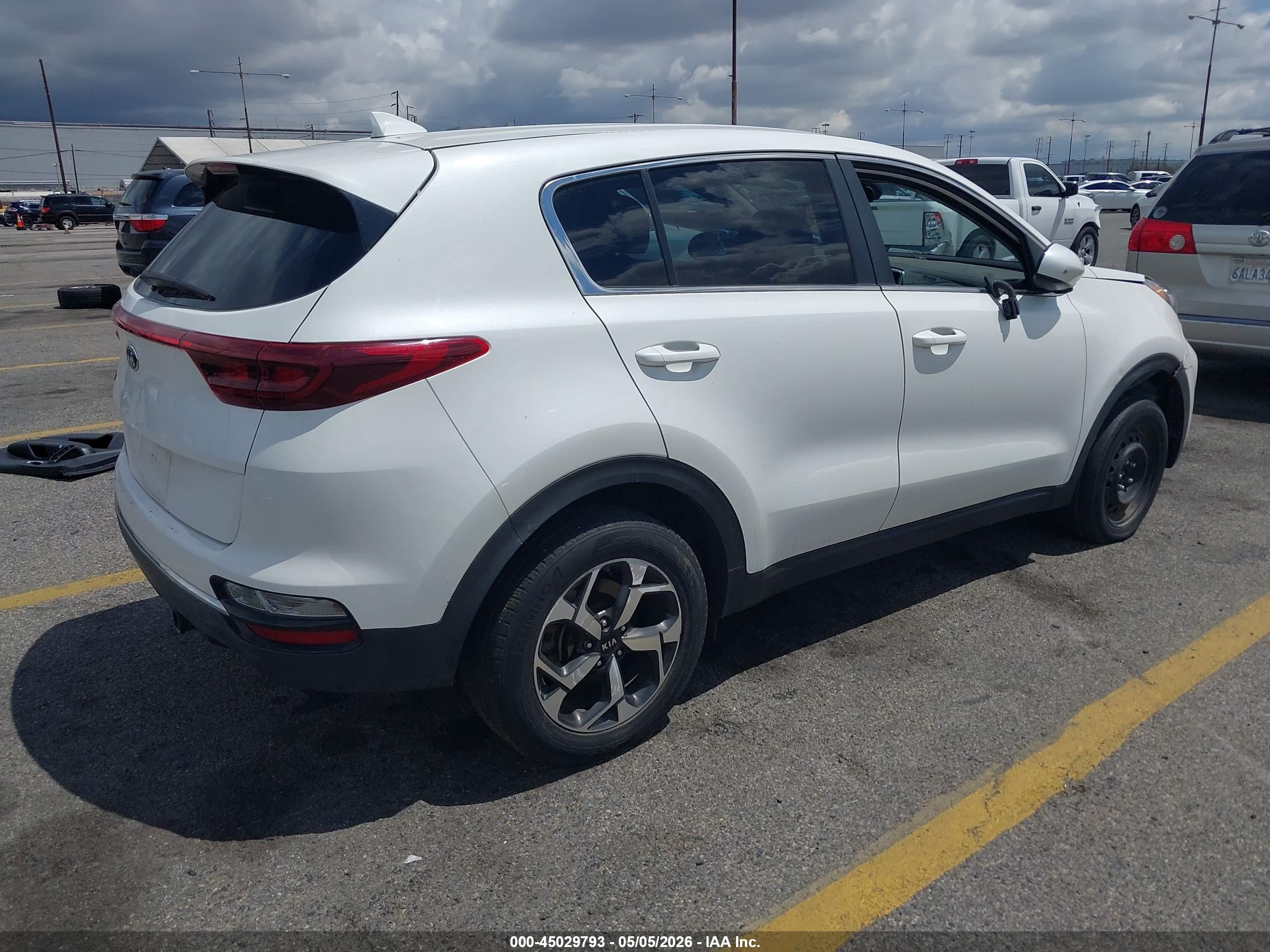 2022 KIA SPORTAGE LX