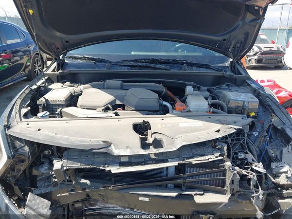 2025 KIA SPORTAGE PLUG-IN HYBRID X-LINE